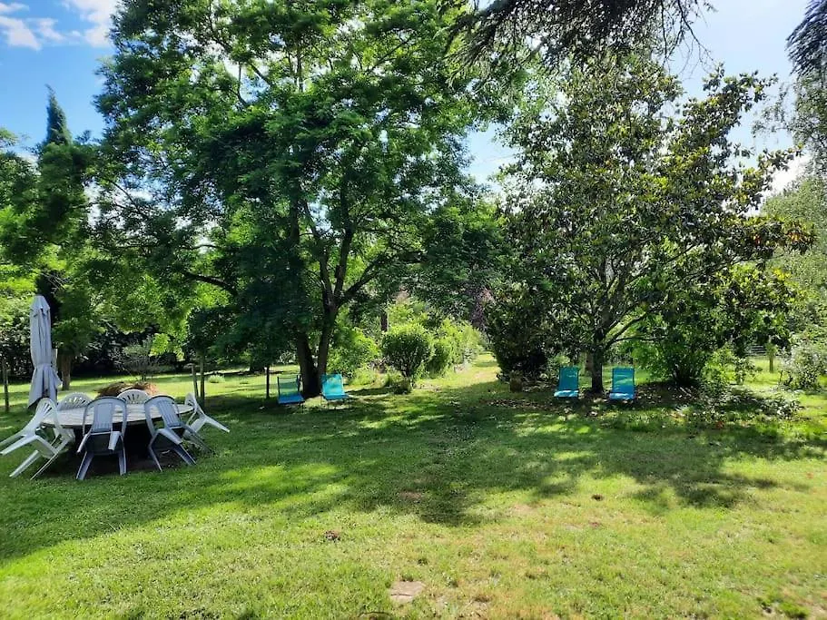Maison De Campagne Avec Jardin 0*, Montauban